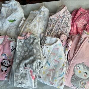 Baby pajamas sizes 0-3 months